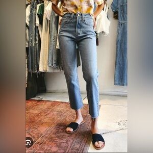 Levi’s Wedgie Fit Straight Jeans SZ 26